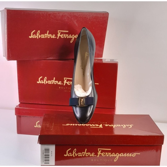 Salvatore Ferragamo Shoes - NIB VTG Salvatore Ferragamo Women Shoe 9.5 AAA